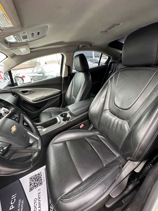 Продам  Chevrolet Volt 2012 рік можлива розстрочка,кредит,обмін!