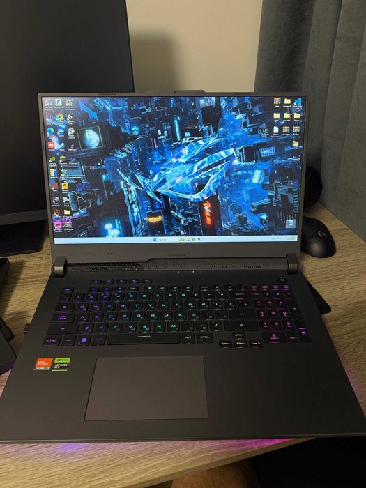 Ноутбук Asus ROG Strix G17 G713PU