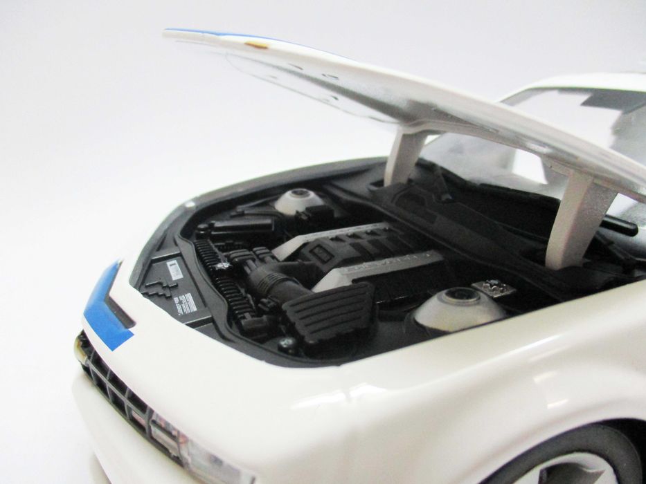 Miniaturas - CHEVROLET Camaro SS RS 2010