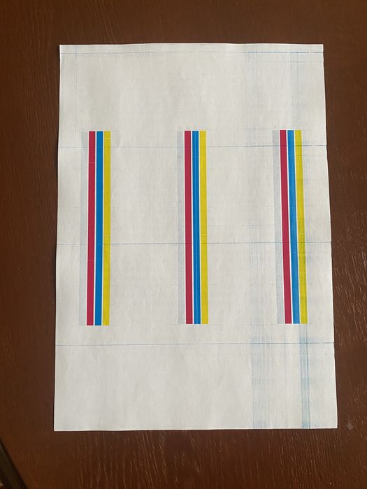 Epson Aculaser C3800DN. Погано друкує. Всього надруковано 40.000 стр