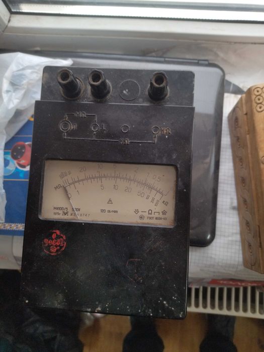 Мегаометр 4100/3 500v