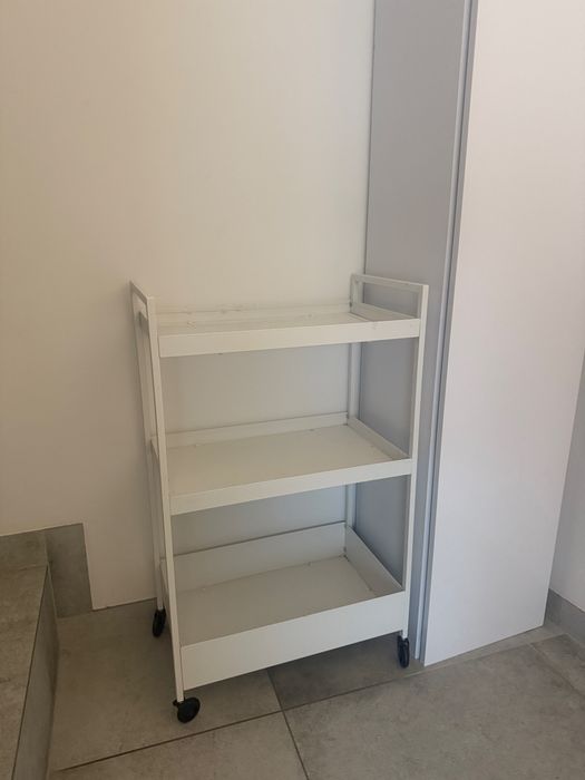 Wozek kosmetyczny ikea