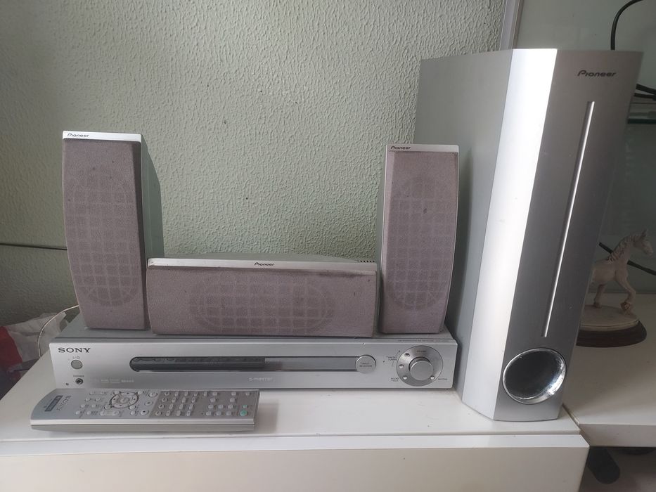 Subwoofer pioneer