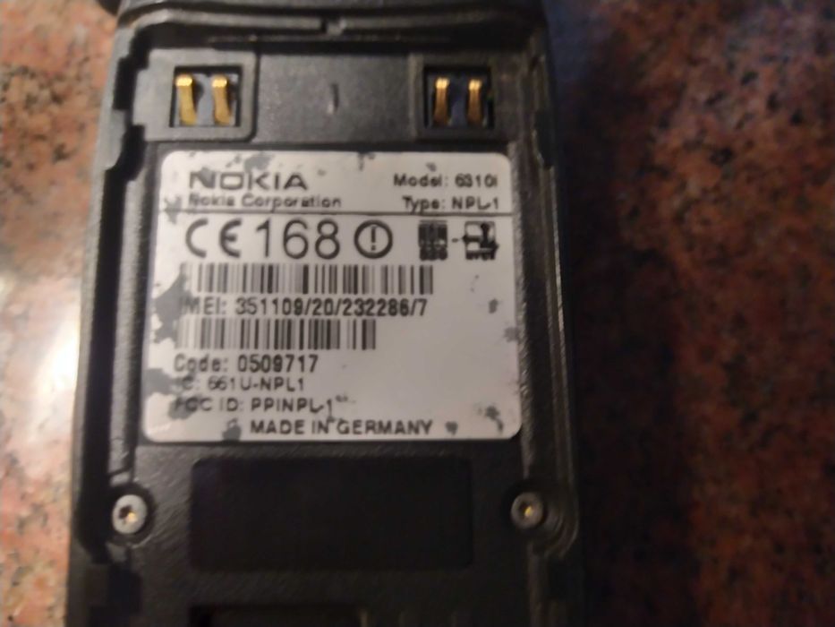 Nokia 6310i para peças, mais bateria