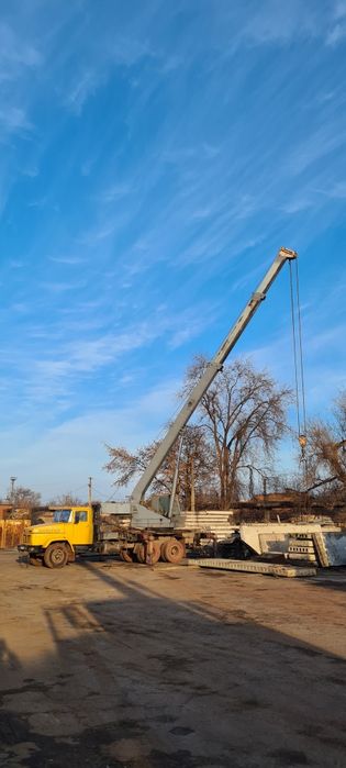 Услуги аренда  автокранов 25т-10т