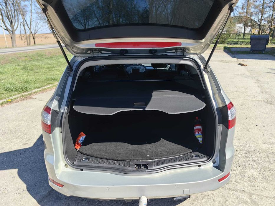 Sprzedam Forda Mondeo 2,0tdci