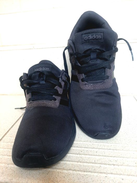 Кросівки чоловічі