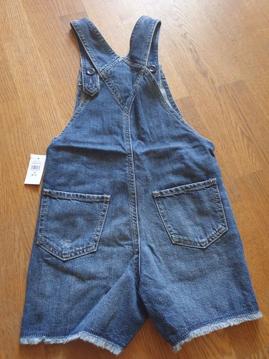 Джинсовый комбинезон - шорты ромпер GAP, S (6/7)