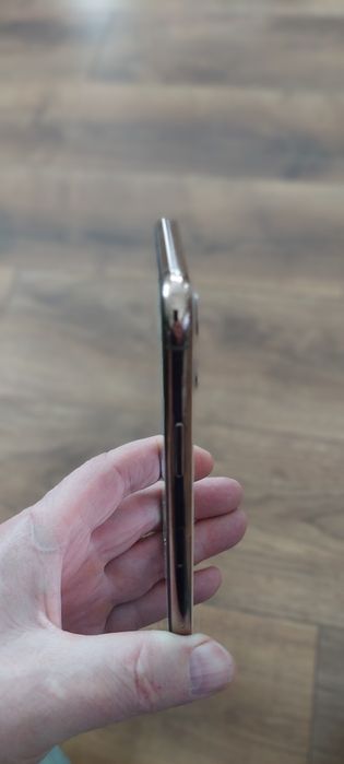 iPhone 11 pro złoty 64Gb