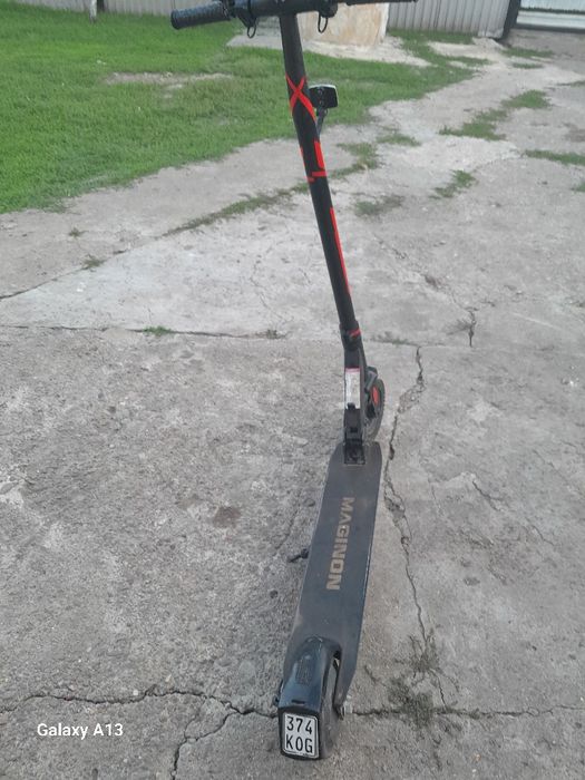 Електро самокат MAGINON