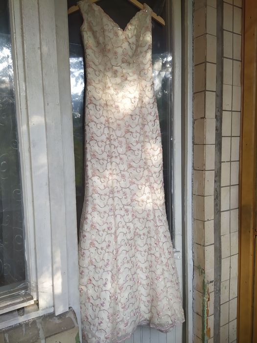 Свадебное платье от дизайнера