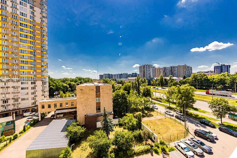 Продаж 2 кімнатної квартири ЖК Теремки Академіка Заболотного Глушкова Іподром ВДНГ Феофанія Голосіївський район