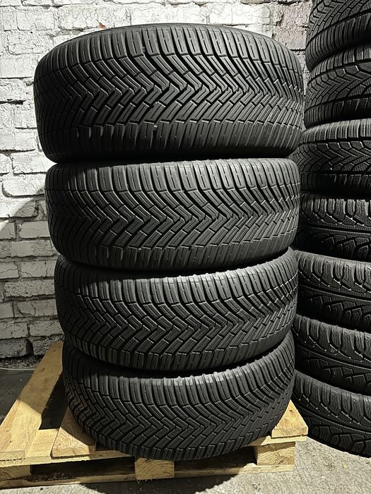 235/55 R17 Continental AllSeasonContact /4шт./всесезон/