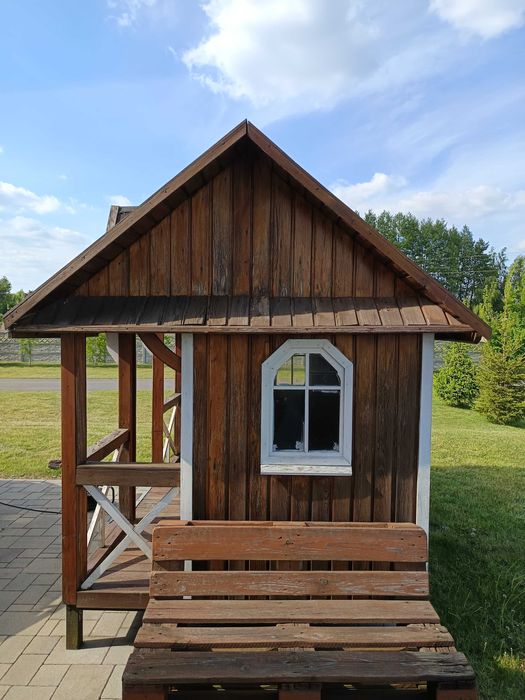 Domek dla dzieci do ogrodu