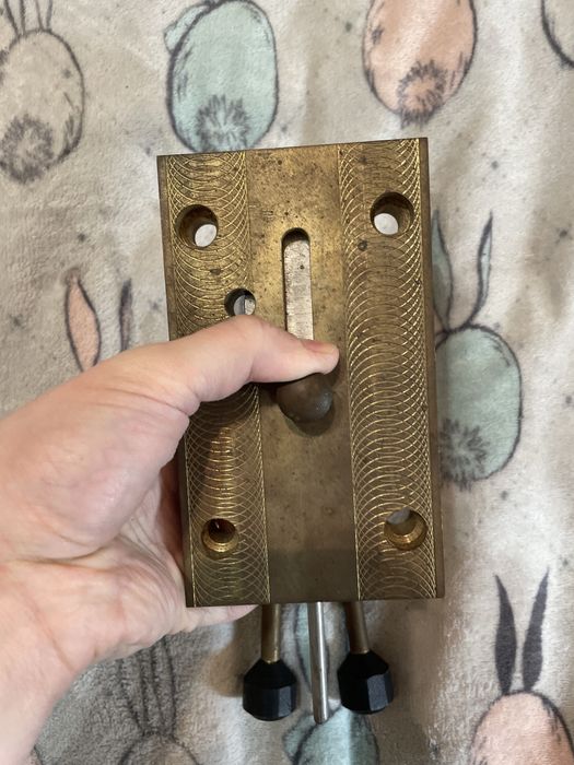 Продам замок в повністю справному стані