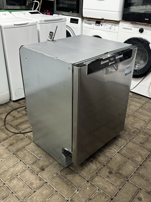 Zmywarka Bauknecht model Gsu 61415 A++ 60cm szer Inox