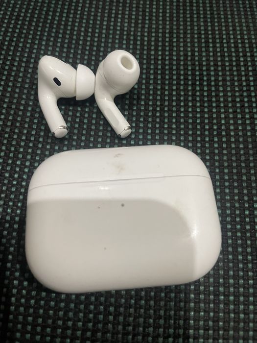 Airpods pro  продам навушники стан гарний