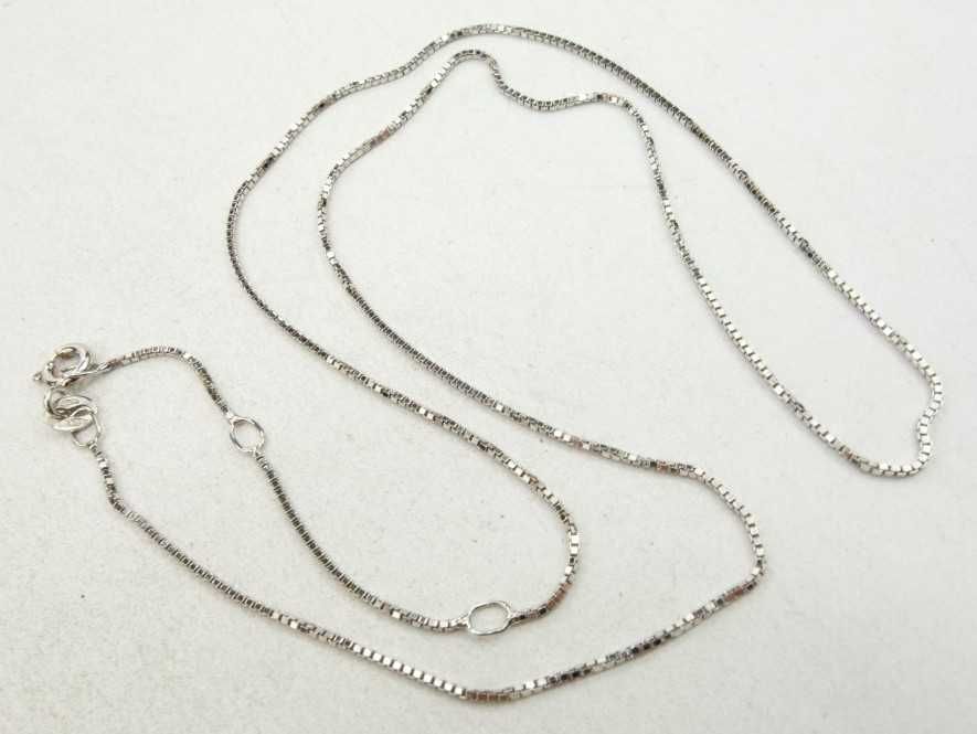 Modny srebrny łańcuszek kostka 45cm 0,8mm