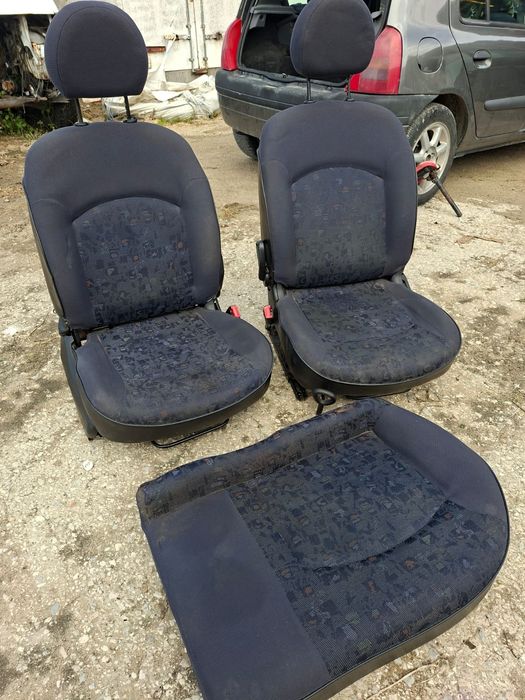 Peças Peugeot 206 2001 – Bancos + Forros de Porta em Bom Estado