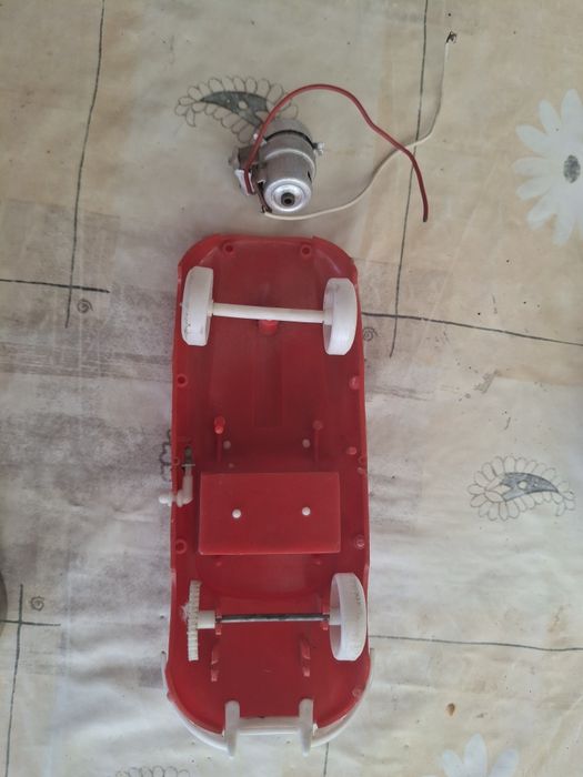 Carrinho de brincar anos 70