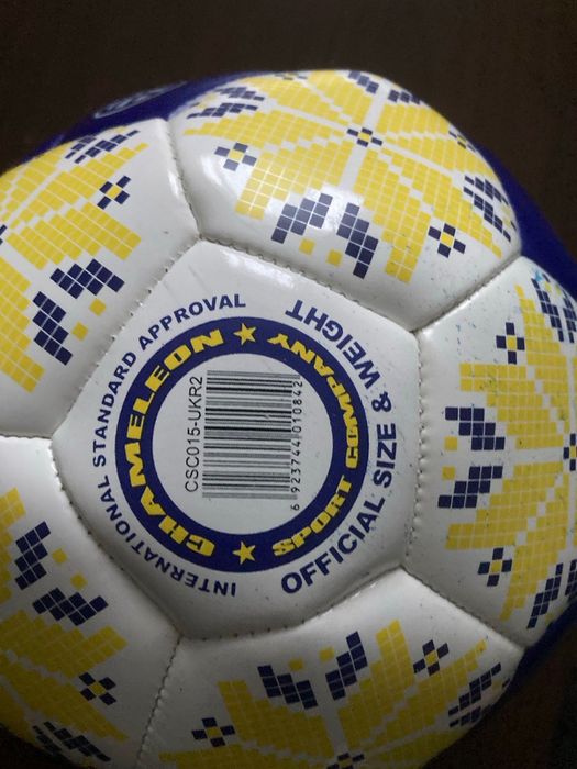 м'яч футбольний шкіряний новий