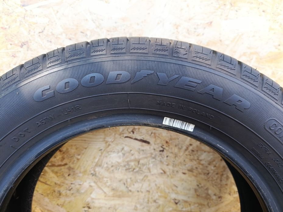 idealne!!  175/65 r15 Goodyear Duragrip