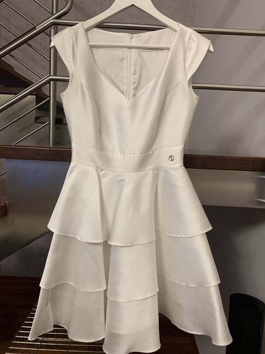 Sukienka firmy Simple r. 34 kolor ecru