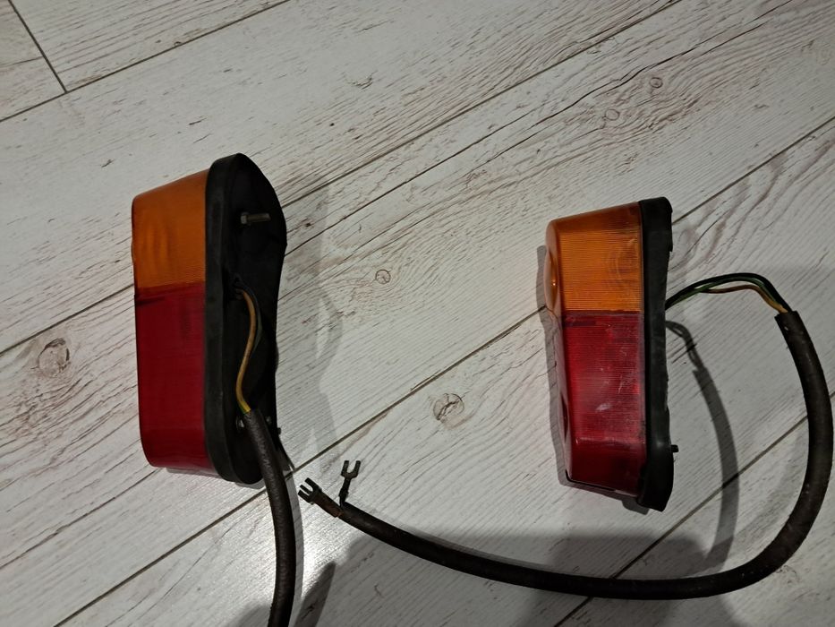 Syrena 105 l lampy tył