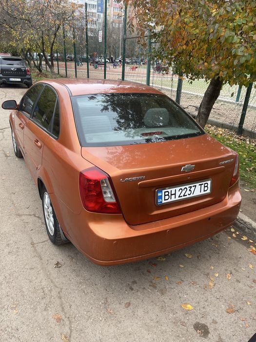 Продам Chevrolet Lacetti 1.8 2006 год