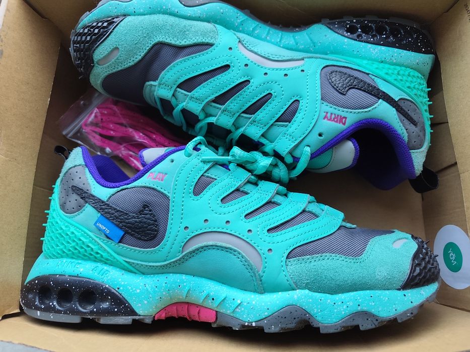 Nike Air Terra Humara x Undefeated Light Menta Limitowane
Brans