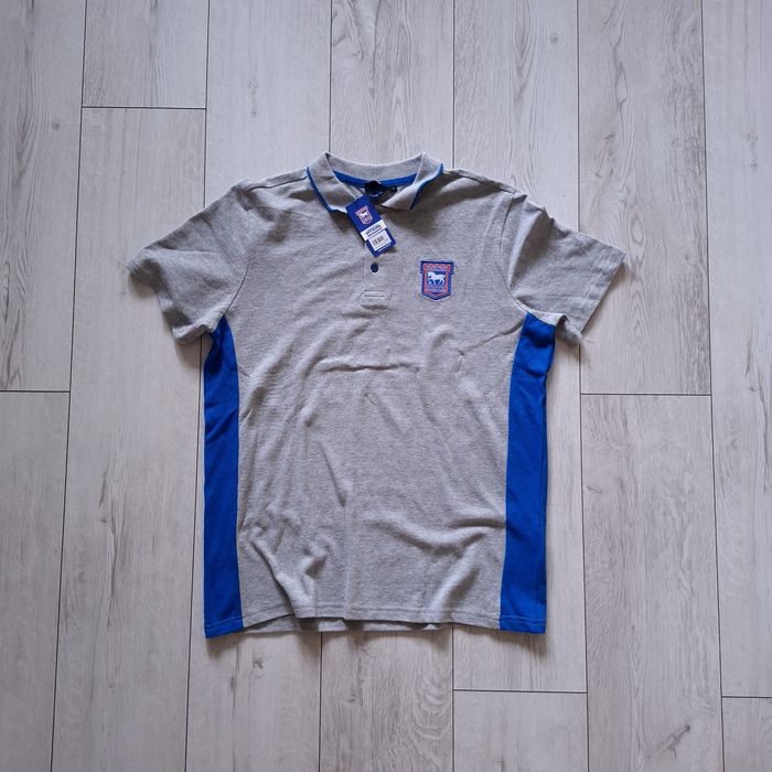 Ipswich Town FC polo Grey Core oficjalna koszulka kibica piłkarska Adidas L nowa z metkami football