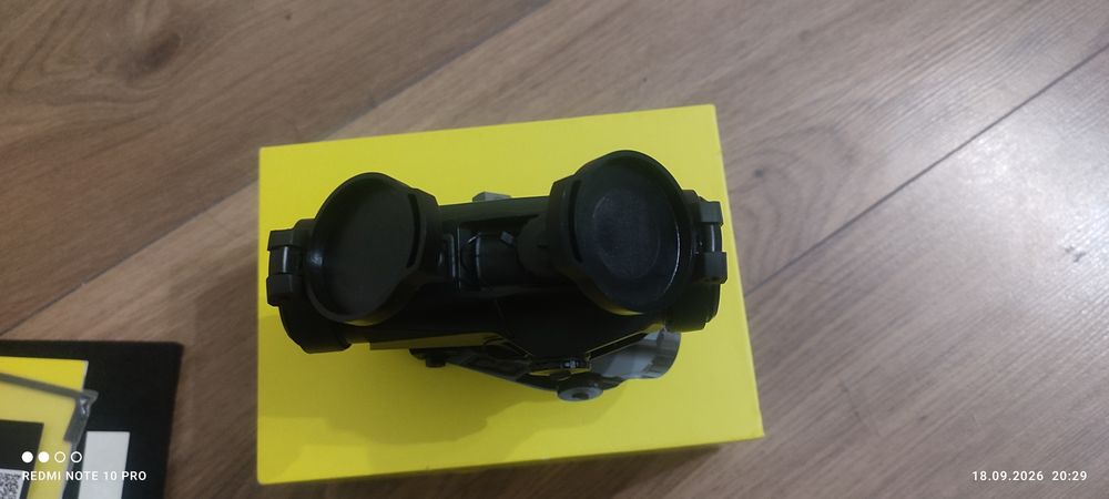 приціл призматичний  trihawk  swampfox