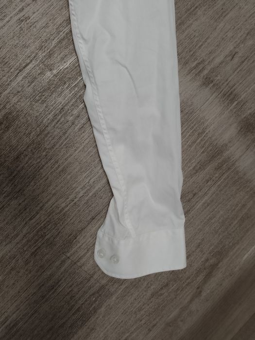 Sprzedam męską koszulę rozmiar 42 firmy Vistula.