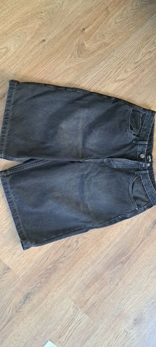 Spodenki a'la baggy