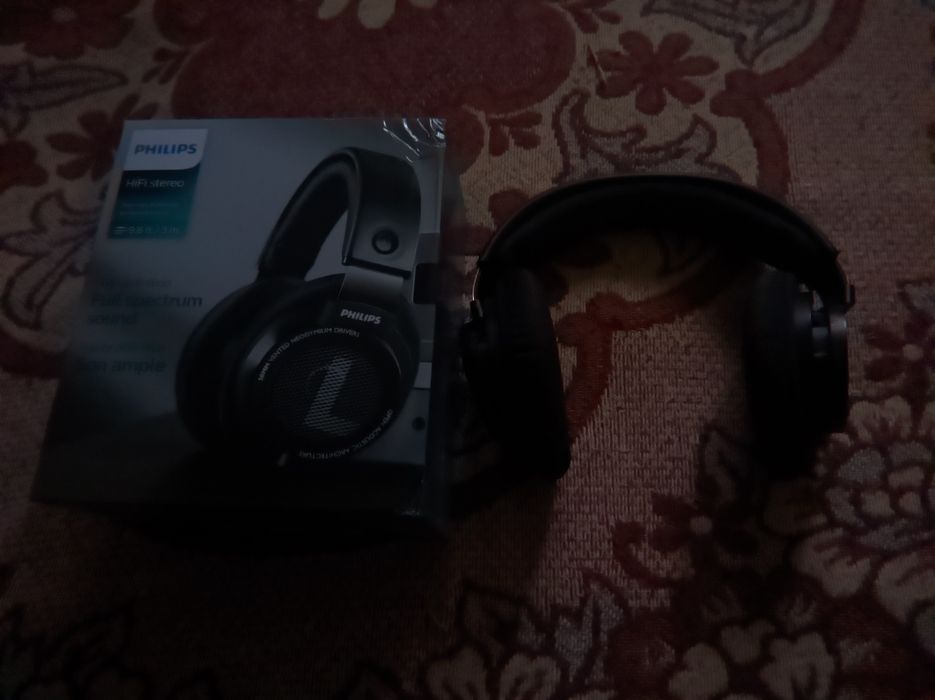 Навушники Philips SHP9500