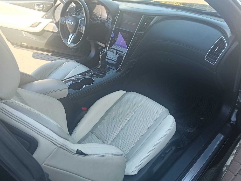 Infiniti Q60 2017 photo 2