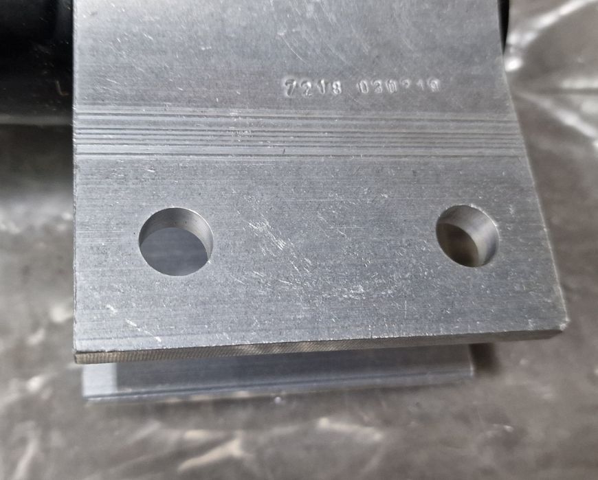 Peugeot Partner 08-18 amortyzator przedni prawy. NOWY.