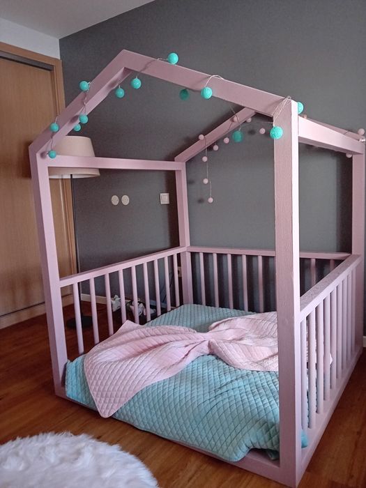 Cama Montessori Casinha