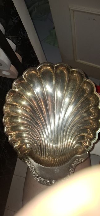 Антиквариат блюдо форма ракушка  Victorian  Rosee