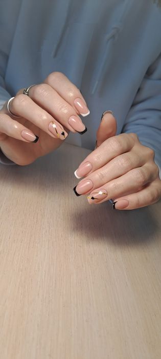 Пропоную послуги манікюру, нарощування та покриття ГЕЛЬ ЛАКОМ, педикюр