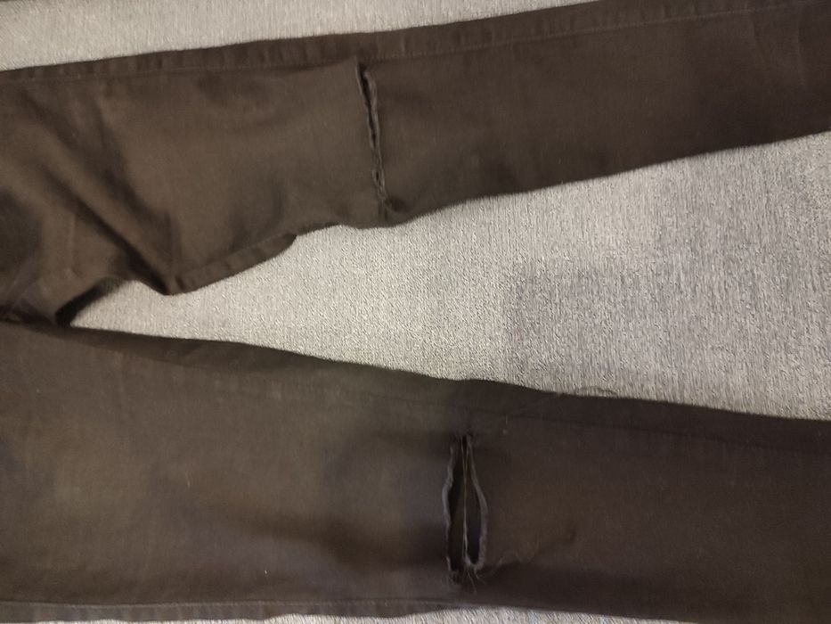 S3. Spodnie rozmiar 32