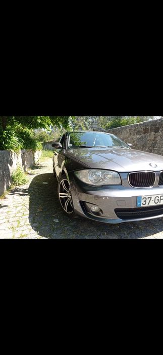 BMW 118D  cinza Rato
