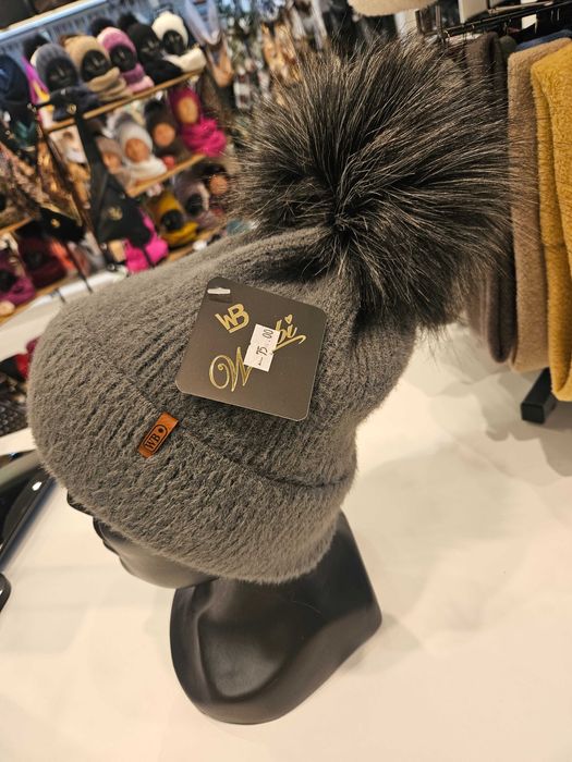 Cieplejsza szara czapka na polarku,rozmiar uniwersalny, polska