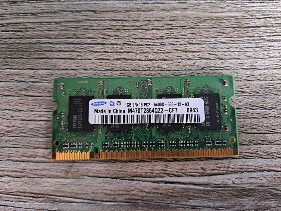 Pamięć RAM 1GB DDR2 Samsung M470T2864QZ3-CF7