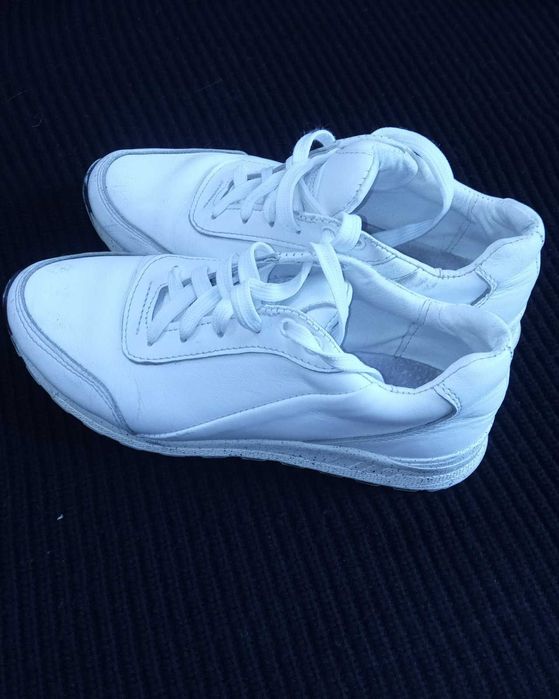 Кроссовки 36 размер