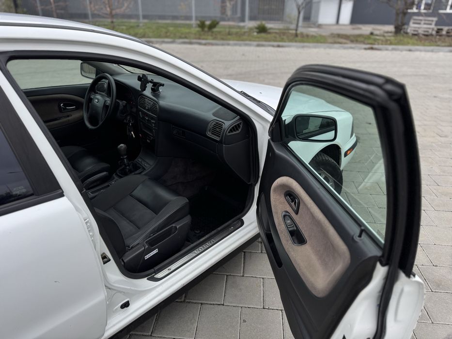 Продам машину.