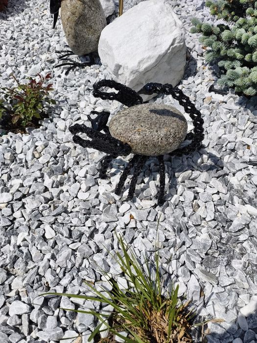 Skorpion ozdoba kamień plus metal