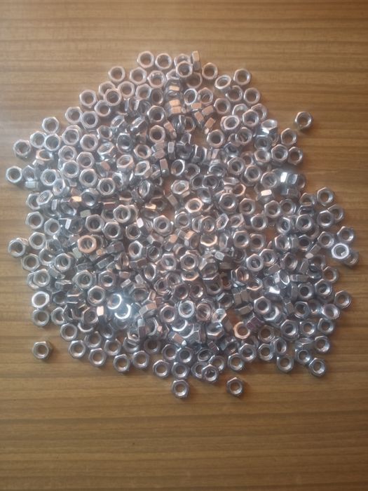 Nakrètki sześciokątne 8mm (450sztuk)