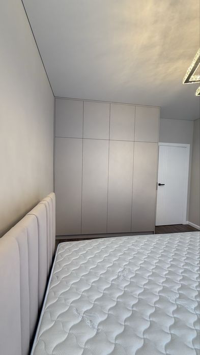 Оренда 2-х кімнатної Crystal.