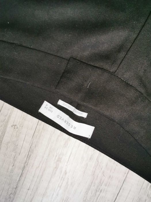 Czarne klasyczne spodnie cygaretki eleganckie spodnie proste